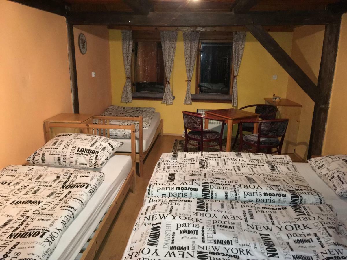 Medvedi Boudy Villa Loučná pod Klínovcem Exterior foto